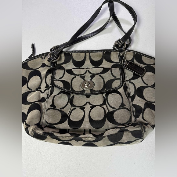 Coach shoulder bag- black and gray - Picture 10 of 16